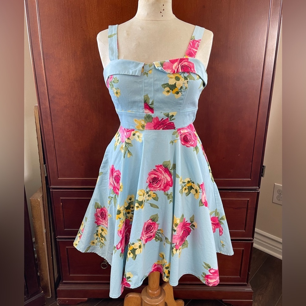 Eva Rose Fold Over Fit and Flare Floral Dress Size Medium